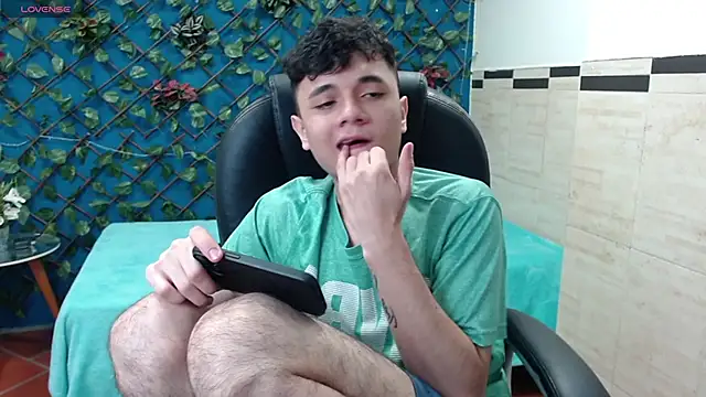 Waturox online show from 03-18-25, 09:53