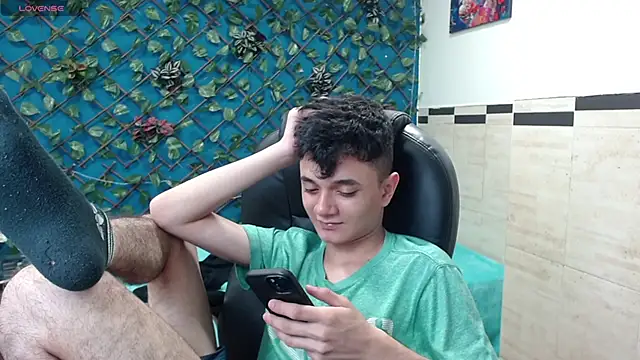 Waturox online show from 03-19-25, 12:59