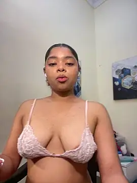 Snapshot of ChristyAddams chatting on 03-06-26, 12:34 ChristyAddams online show from 03-06-26, 12:34