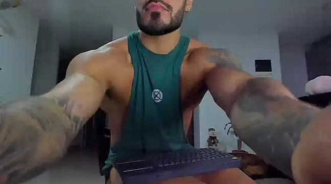 Snapshot of Alexander_Martines chatting on 01-07-25, 01:49 Alexander Martines online show from 01-07-25, 01:49