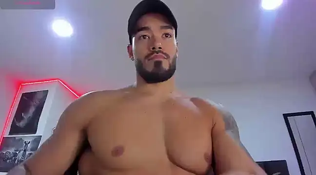 Snapshot of Alexander_Martines chatting on 01-13-25, 10:24 Alexander Martines online show from 01-13-25, 10:24