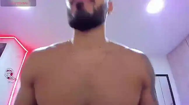 Snapshot of Alexander_Martines chatting on 02-13-25, 02:56 Alexander Martines online show from 02-13-25, 02:56