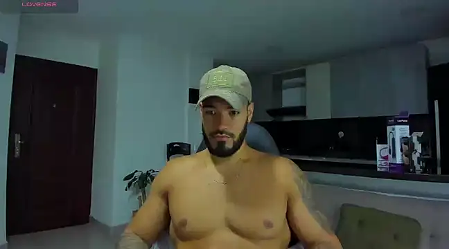 Snapshot of Alexander_Martines chatting on 03-13-25, 11:16 Alexander Martines online show from 03-13-25, 11:16