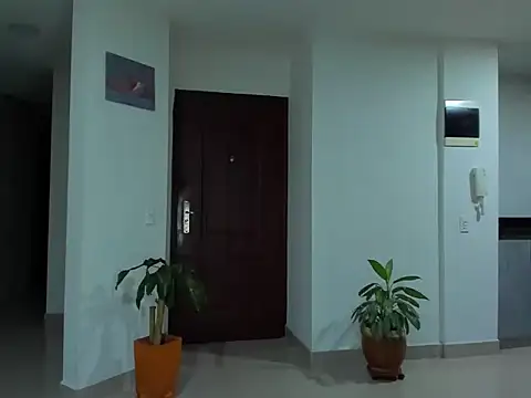 Snapshot of Alexander_Martines chatting on 09-20-25, 01:06 Alexander Martines online show from 09-20-25, 01:06