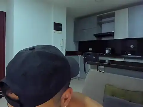 Snapshot of Alexander_Martines chatting on 10-20-25, 11:27 Alexander Martines online show from 10-20-25, 11:27