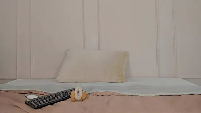 Mariapettit online show from 02-20-25, 06:46