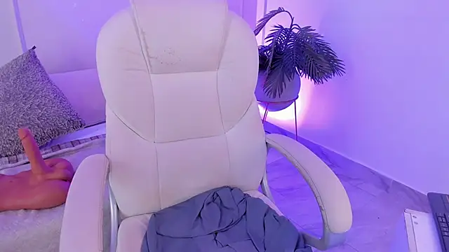 Mariapettit online show from 03-03-25, 12:37