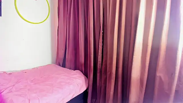 nicole volkov online show from 01-10-25, 01:42