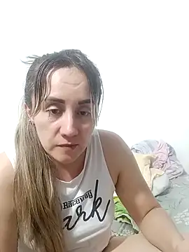 Isabel23zr online show from 02-10-26, 02:10