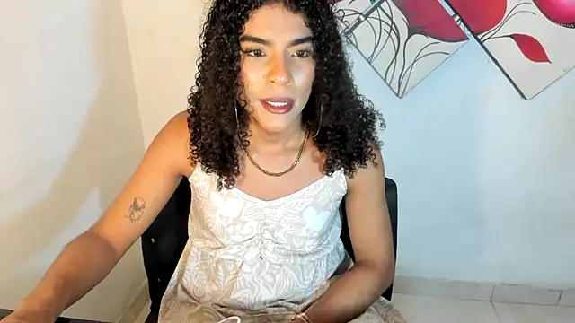 Snapshot of naomiwildburn chatting on 07-02-26, 03:34 naomiwildburn online show from 07-02-26, 03:34