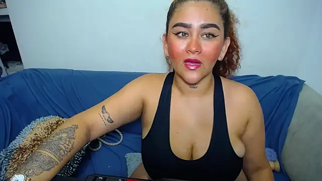 loly bigbooty4u online show from 02-08-25, 04:47