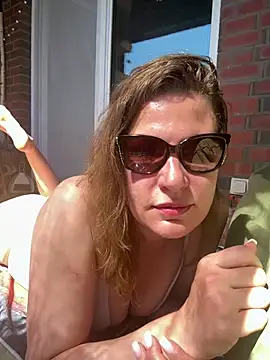 Snapshot of ilucyme chatting on 05-25-26, 12:22 ilucyme online show from 05-25-26, 12:22