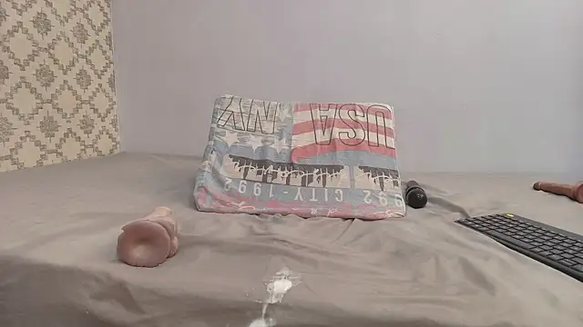 Chantal taylor  online show from 02-05-25, 03:20