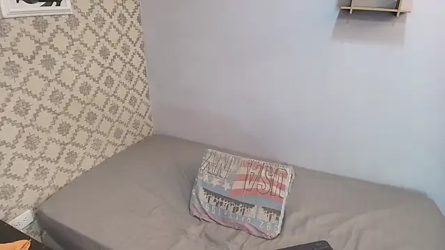 Chantal taylor  online show from 02-08-25, 06:12