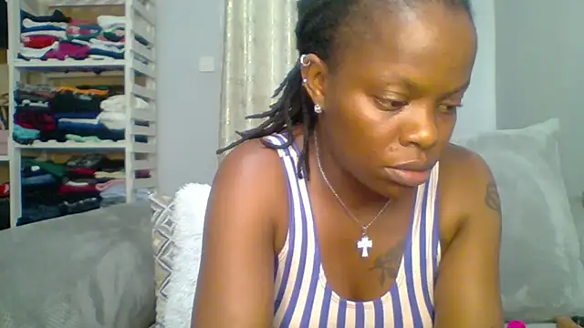 Petite 254 online show from 09-19-25, 12:17