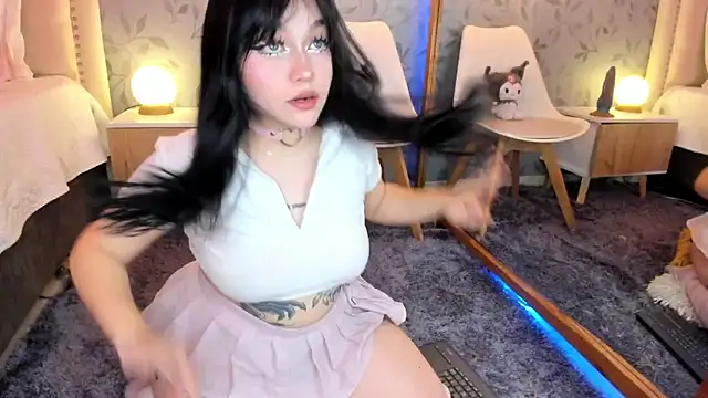 DanielaRuizz online show from 03-11-25, 05:16