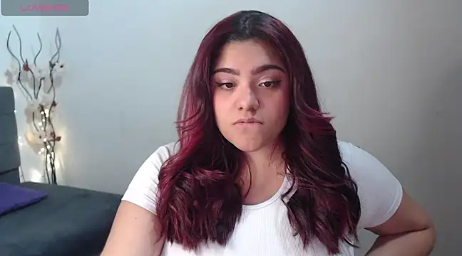 KathyGonzalez online show from 02-18-25, 04:37