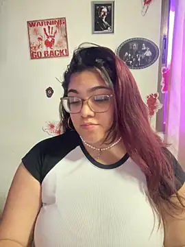 KathyGonzalez online show from 10-06-25, 07:33