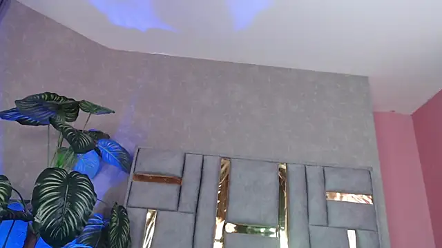 Snapshot of JuliaRose_ks chatting on 09-25-25, 12:20 JuliaRose ks online show from 09-25-25, 12:20