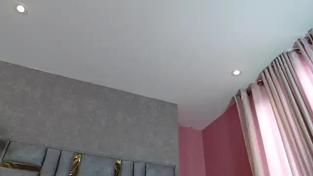 Snapshot of JuliaRose_ks chatting on 10-03-25, 11:40 JuliaRose ks online show from 10-03-25, 11:40