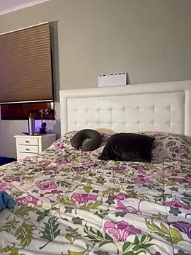 Snapshot of AlinaCarter chatting on 01-15-25, 01:02 AlinaCarter online show from 01-15-25, 01:02