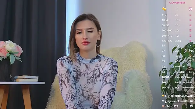 Snapshot of melissa_kisses chatting on 03-20-25, 02:10 melissa kisses online show from 03-20-25, 02:10