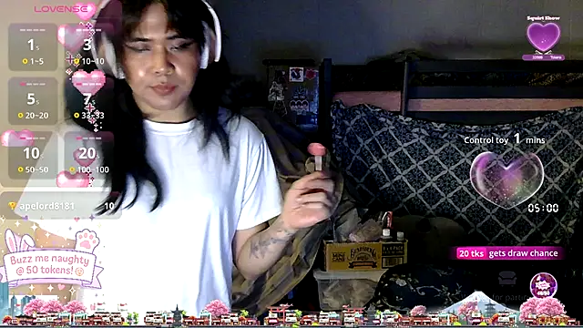 Snapshot of tashakaixxx chatting on 10-26-25, 04:07 tashakaixxx online show from 10-26-25, 04:07