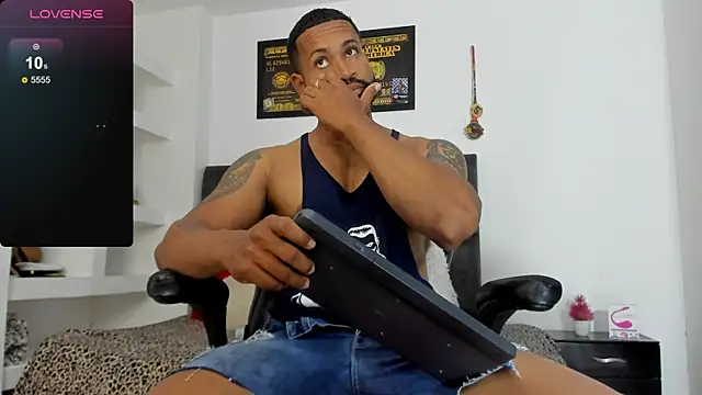 MattRodriguez9 online show from 03-20-25, 09:26