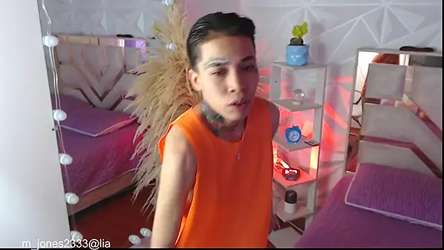 Jonesliam23 online show from 09-22-25, 07:05