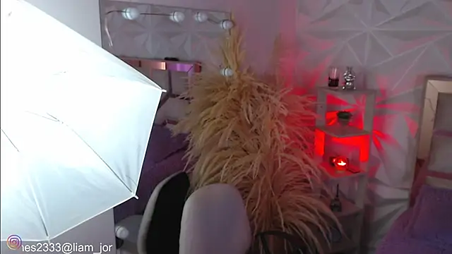 Jonesliam23 online show from 10-09-25, 07:23