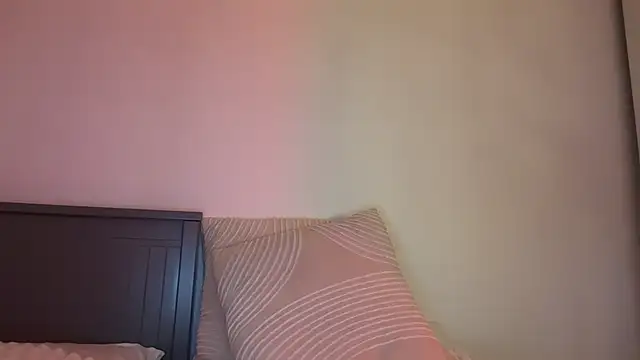 Snapshot of Vanesskaa chatting on 01-19-25, 03:18 Vanesskaa online show from 01-19-25, 03:18
