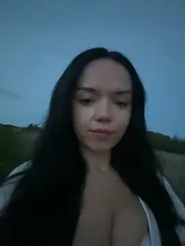 Snapshot of Vanesskaa chatting on 09-30-25, 06:13 Vanesskaa online show from 09-30-25, 06:13