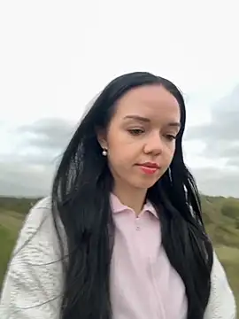 Snapshot of Vanesskaa chatting on 10-09-25, 05:00 Vanesskaa online show from 10-09-25, 05:00