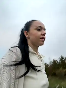 Snapshot of Vanesskaa chatting on 10-13-25, 04:51 Vanesskaa online show from 10-13-25, 04:51