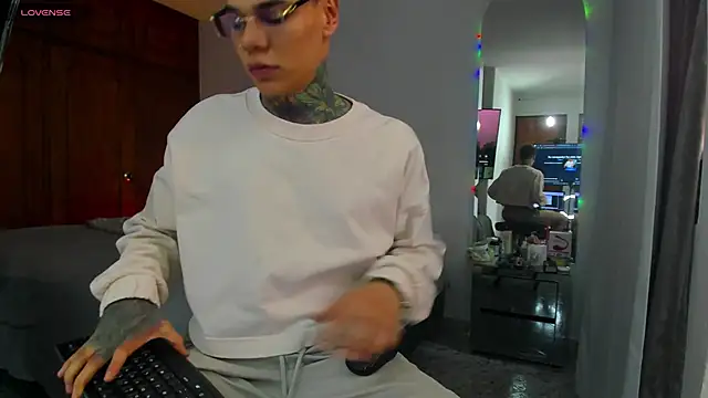 Snapshot of Jordyrodriiguez chatting on 02-12-25, 06:30 Jordyrodriiguez online show from 02-12-25, 06:30