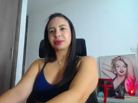 Shantalhotx69 online show from 02-08-25, 03:31