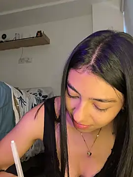 Liissa cute  online show from 05-11-26, 04:04