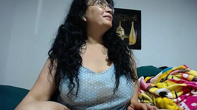 Snapshot of Sweeetness_Milf chatting on 03-20-25, 09:26 Sweeetness Milf online show from 03-20-25, 09:26