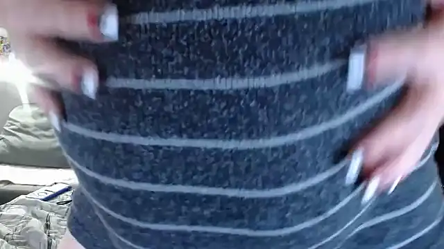 Snapshot of Sweeetness_Milf chatting on 10-09-25, 12:19 Sweeetness Milf online show from 10-09-25, 12:19