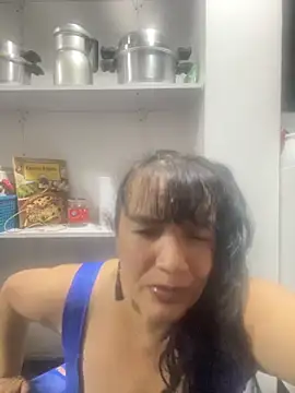 Snapshot of Sweeetness_Milf chatting on 10-25-25, 01:46 Sweeetness Milf online show from 10-25-25, 01:46