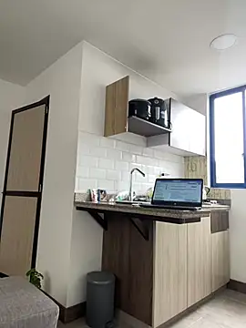 LauraCadwell online show from 02-22-25, 02:41