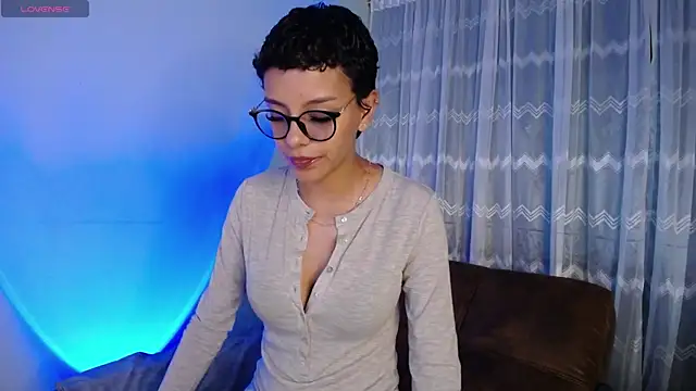 peyton golden1 online show from 02-06-25, 04:10