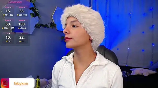 peyton golden1 online show from 11-02-25, 03:09