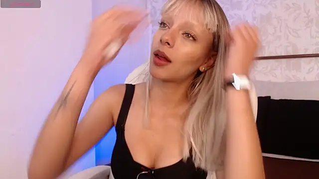 peyton golden1 online show from 11-25-25, 03:39