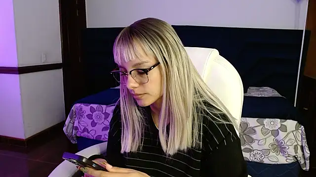 peyton golden1 online show from 02-03-26, 03:04