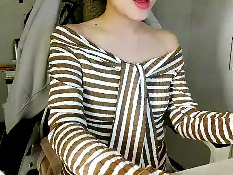 Yin-girl online show from 01-08-26, 04:42