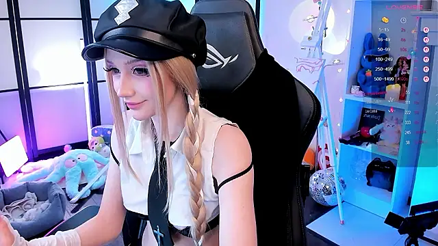 Snapshot of LilithLin chatting on 02-19-26, 01:01 LilithLin online show from 02-19-26, 01:01