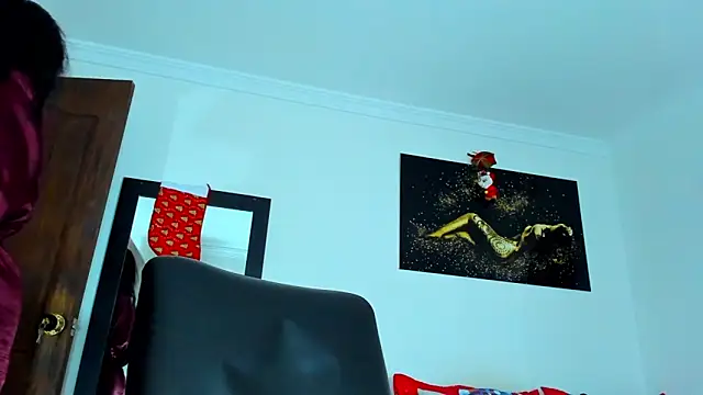 KimberlyBanks2 online show from 12-20-25, 01:07