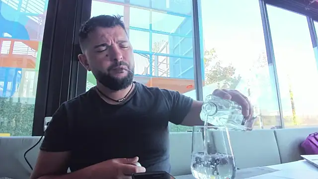 Winchesterguy online show from 10-29-25, 11:23