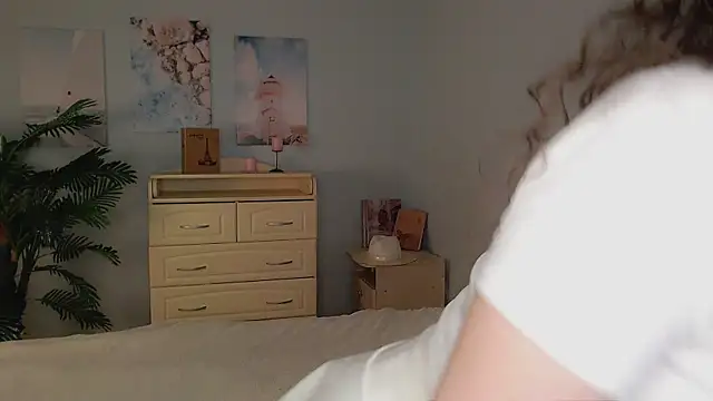 cosmosbaby online show from 09-13-25, 02:50